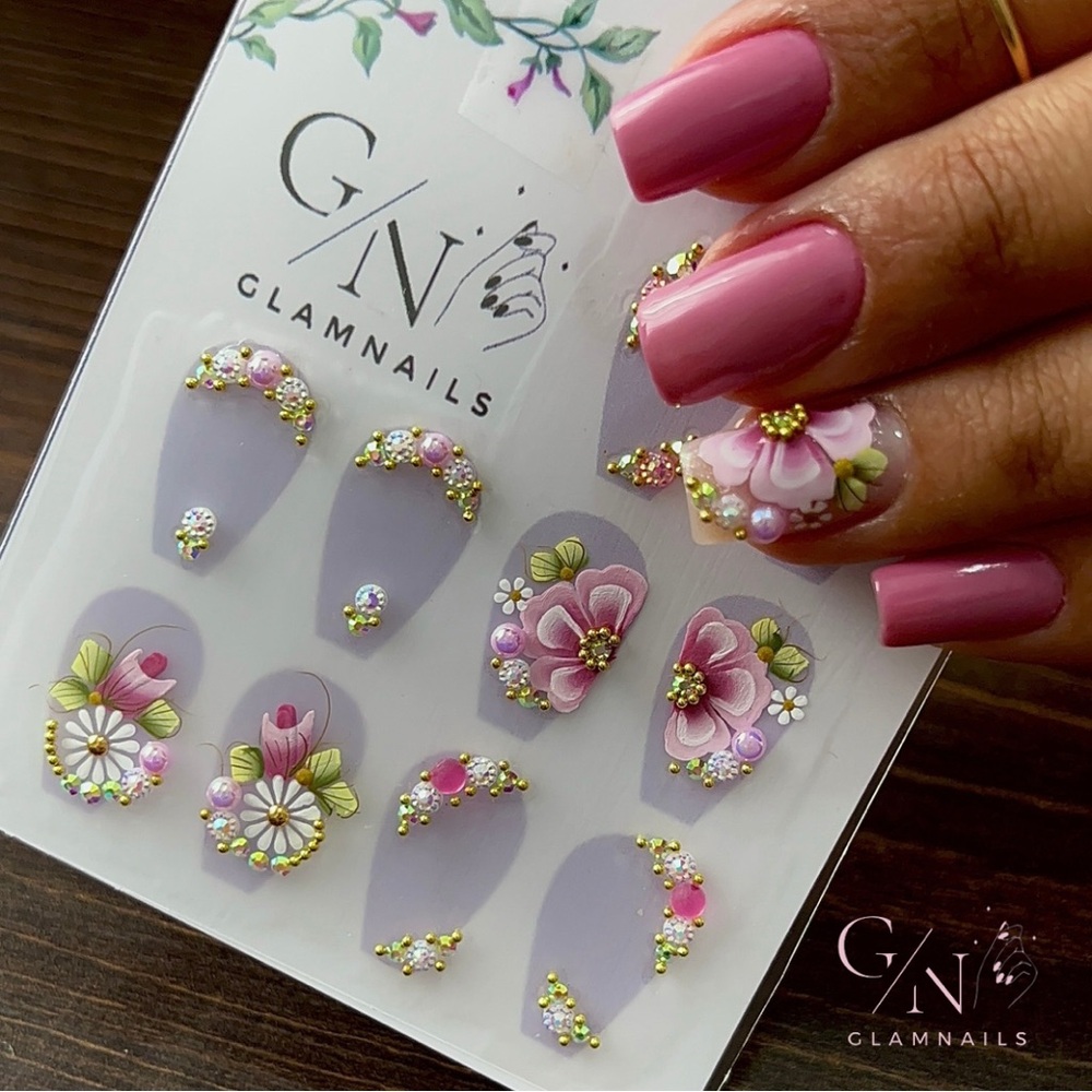 Pink Floral Nail Art Set